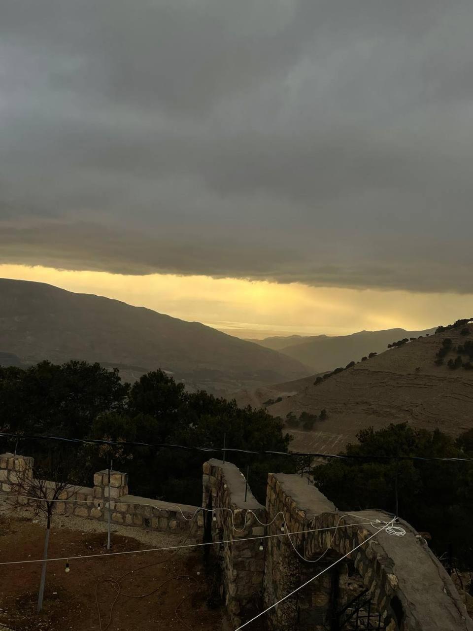 Heritige Inn Jordan Al-Qasr Esterno foto